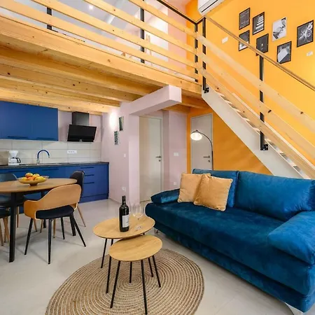 Stella Marina Deluxe Semesterbostad *